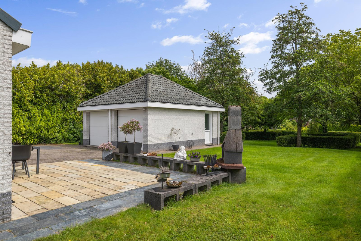 Vrijstaande woning te koop: Molenwijk OZ 34, Klazienaveen