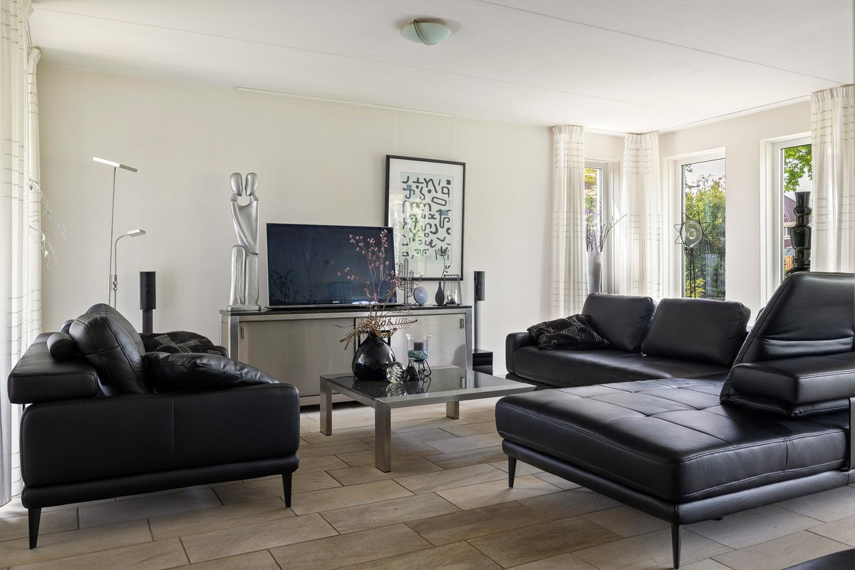 Vrijstaande woning te koop: Molenwijk OZ 34, Klazienaveen