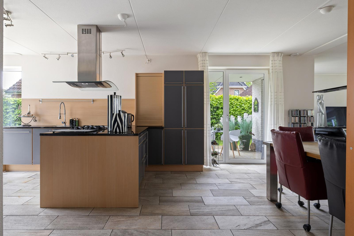 Vrijstaande woning te koop: Molenwijk OZ 34, Klazienaveen