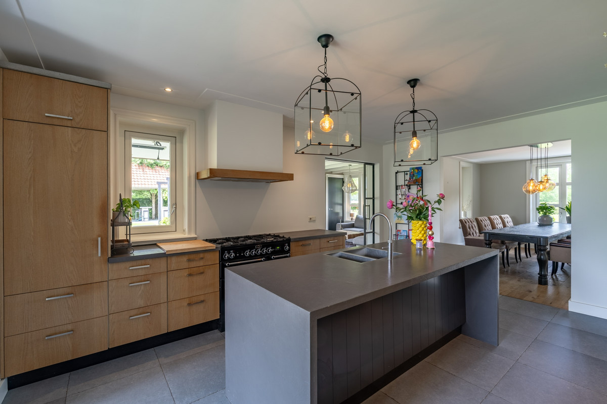 Vrijstaande woning te koop: Enterveenweg 3, Enter