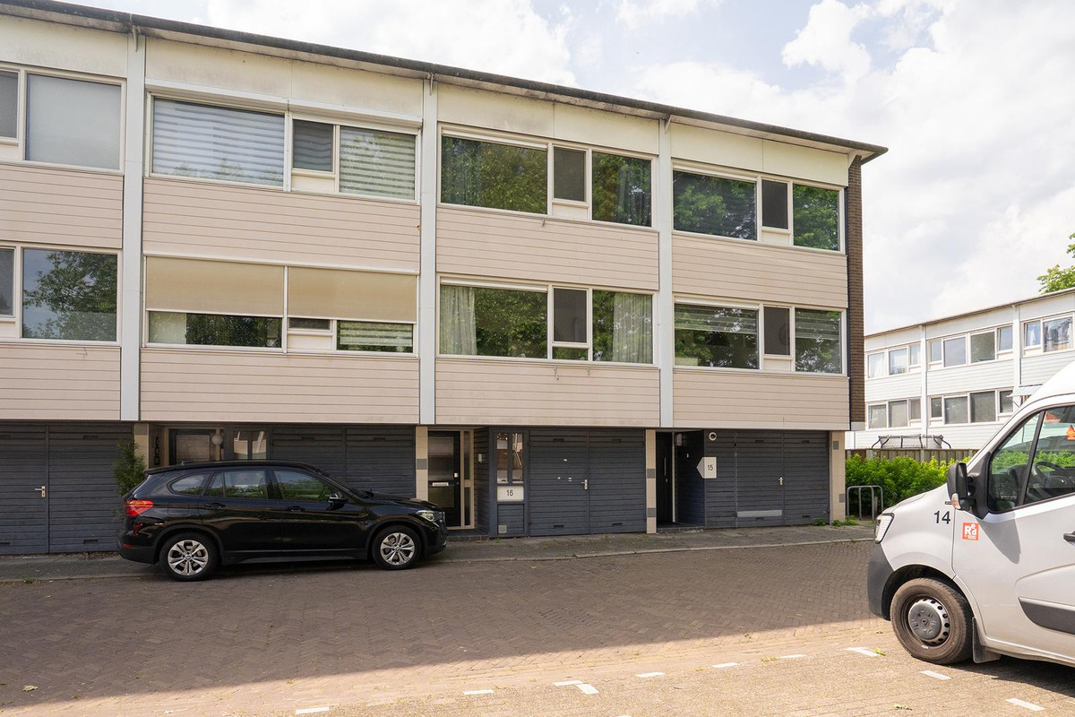 Tussenwoning te koop: Hekselbrink 16, Enschede