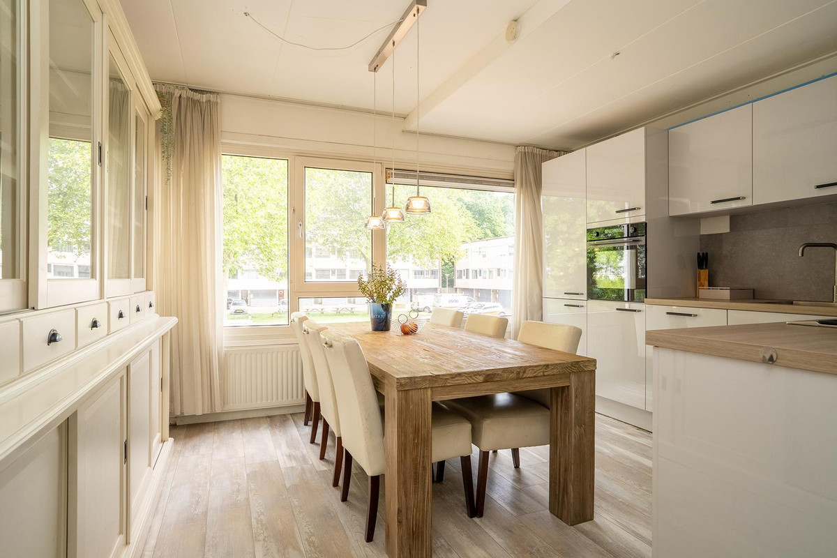 Tussenwoning te koop: Hekselbrink 16, Enschede