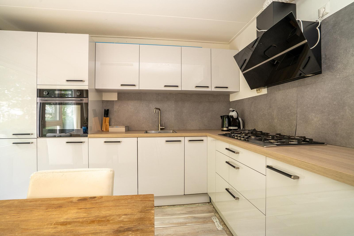 Tussenwoning te koop: Hekselbrink 16, Enschede