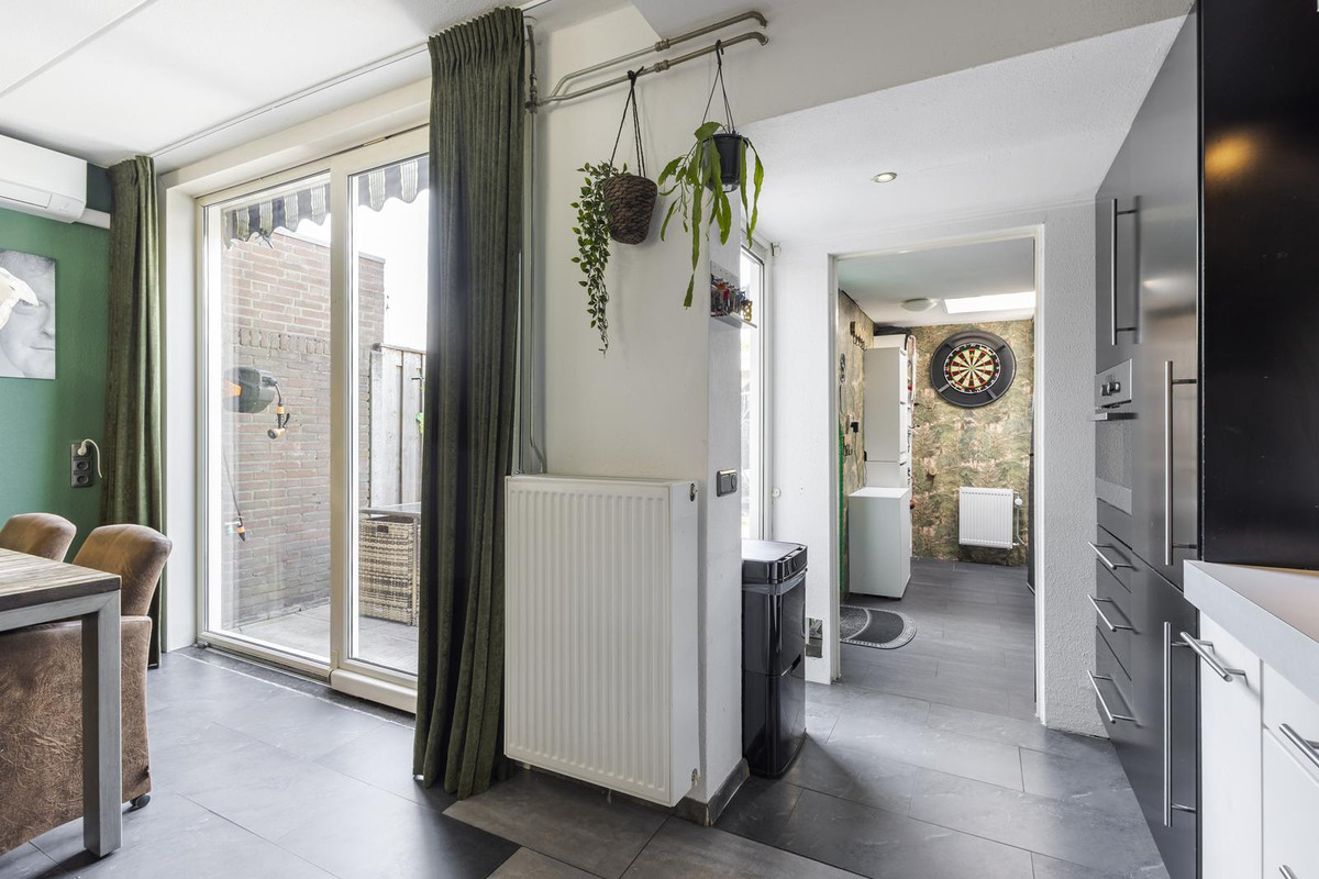 Tussenwoning te koop: Spindermolen 16, Hardinxveld-Giessendam