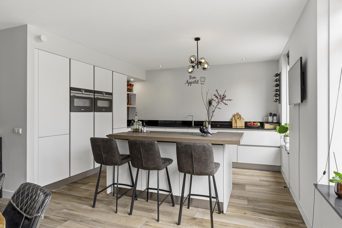 Vrijstaande woning te koop: Brikzeil 20, Almere