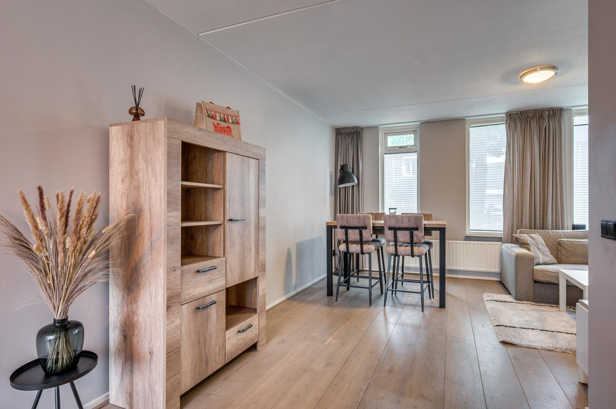 Tussenwoning te koop: Dominee de Jonglaan 26, Venlo