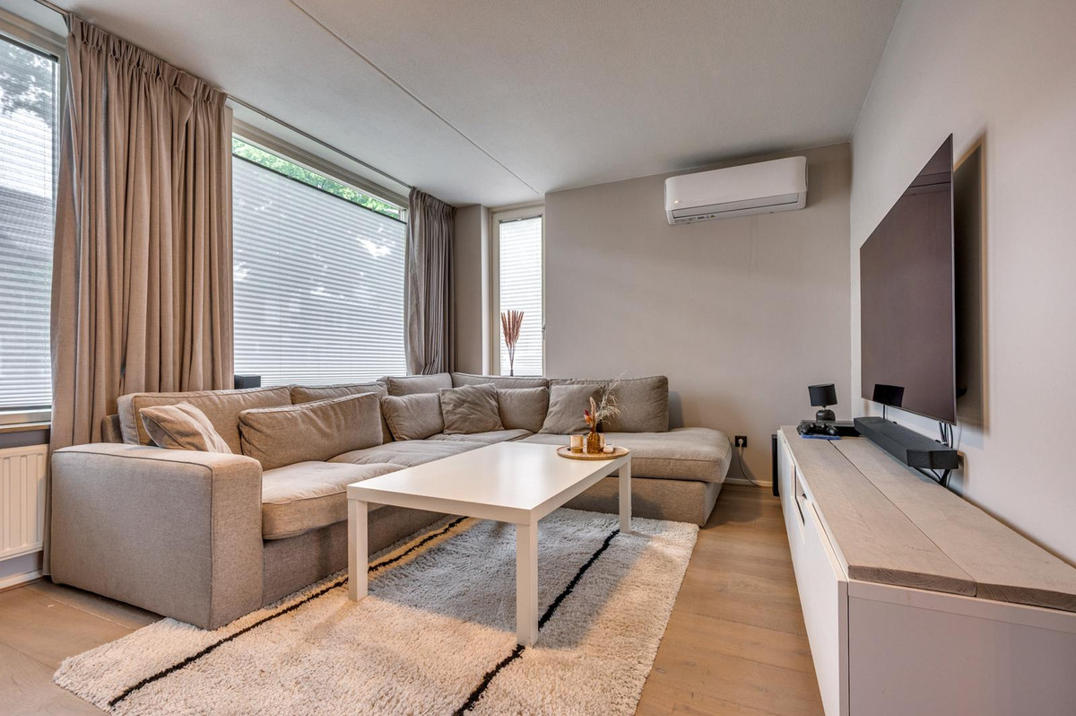 Tussenwoning te koop: Dominee de Jonglaan 26, Venlo