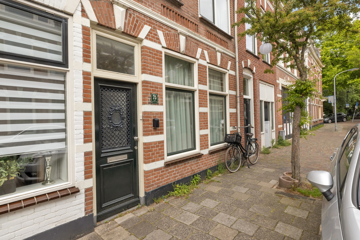 Tussenwoning te koop: De Clercqstraat 75, Haarlem
