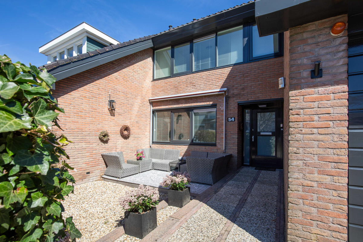 Hoekwoning te koop: Ringvaartzijde 54, Aalsmeer