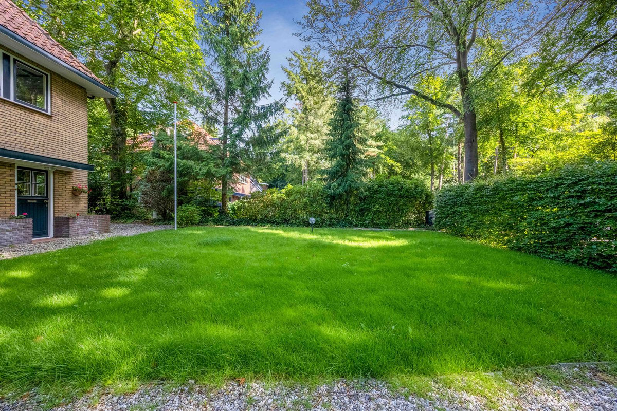 Vrijstaande woning te koop: Albert Cuyplaan 11, Bilthoven