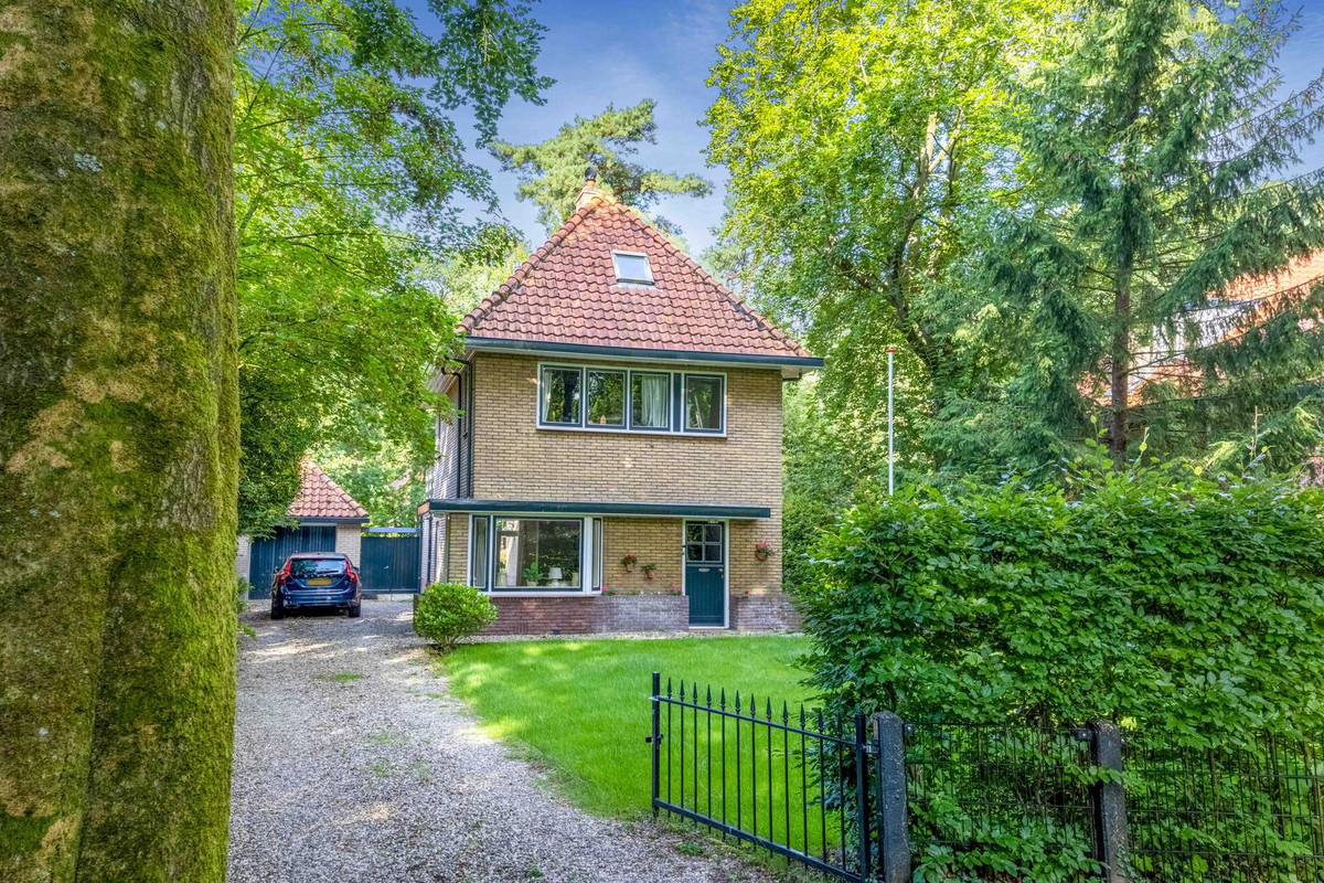 Vrijstaande woning te koop: Albert Cuyplaan 11, Bilthoven
