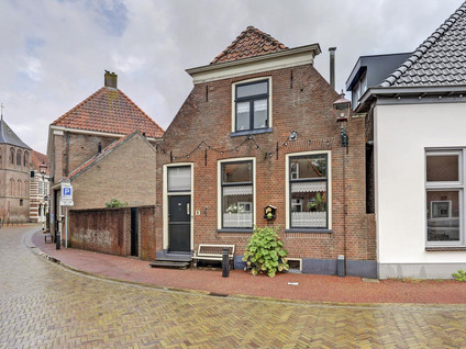 Kerkstraat 7