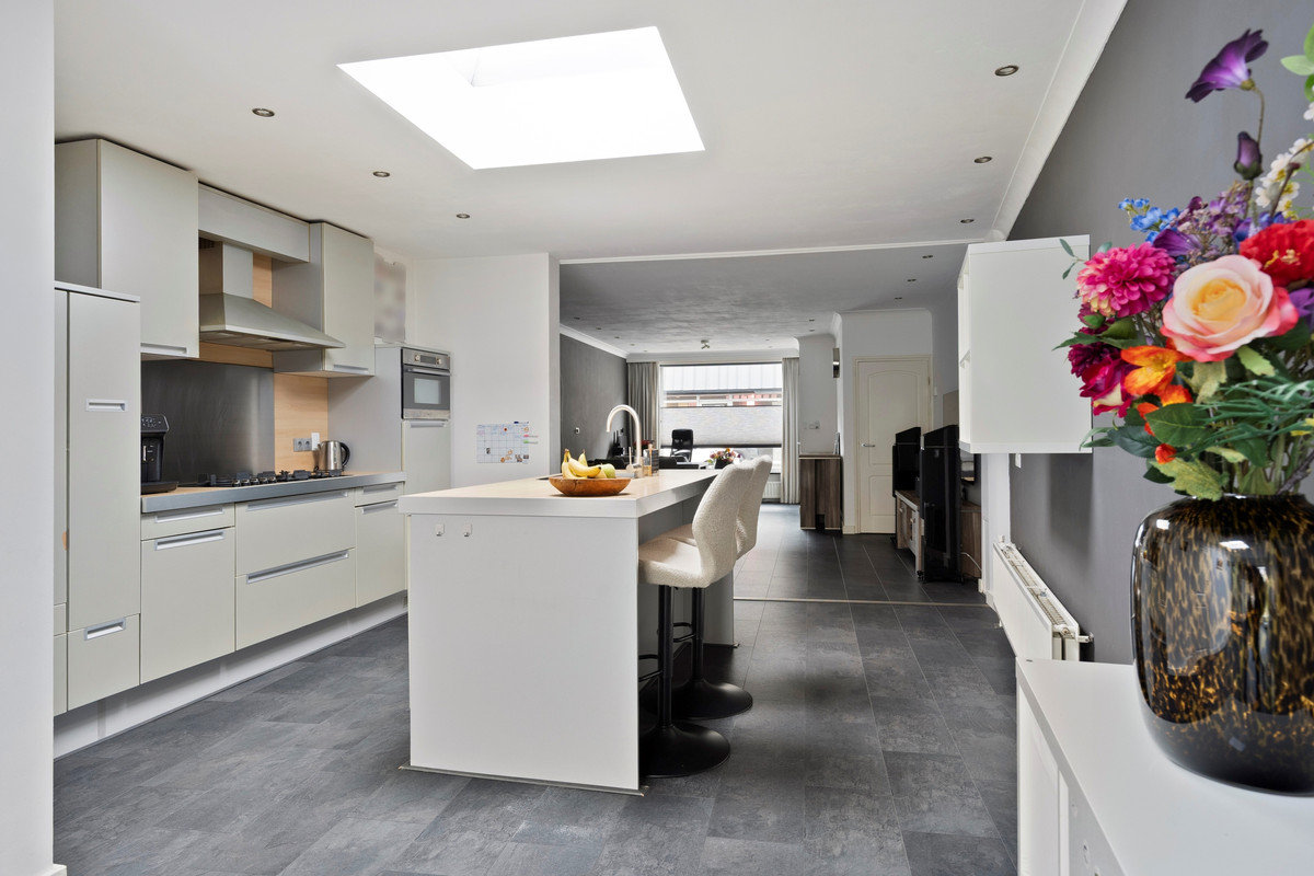 Tussenwoning te koop: Hoefstraat 188, Tilburg