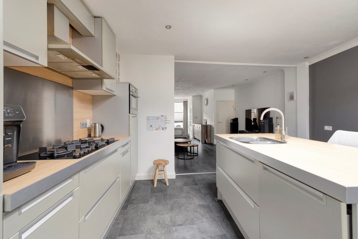 Tussenwoning te koop: Hoefstraat 188, Tilburg