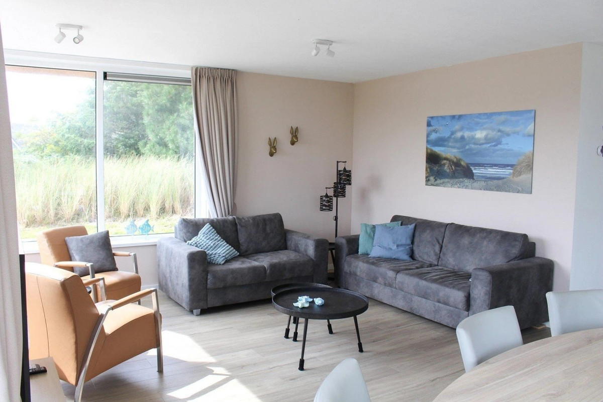 Vrijstaande woning te koop: Bosrand 74, Buren