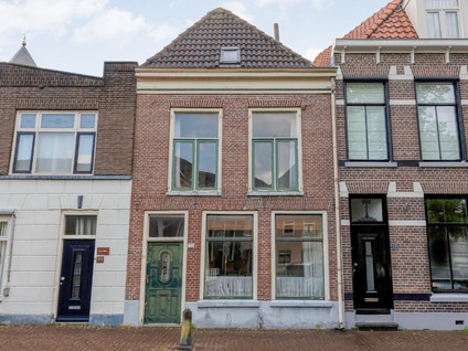 Burgwal 132