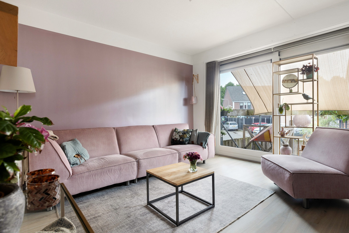 Tussenwoning te koop: Topaasstraat 1, Ede