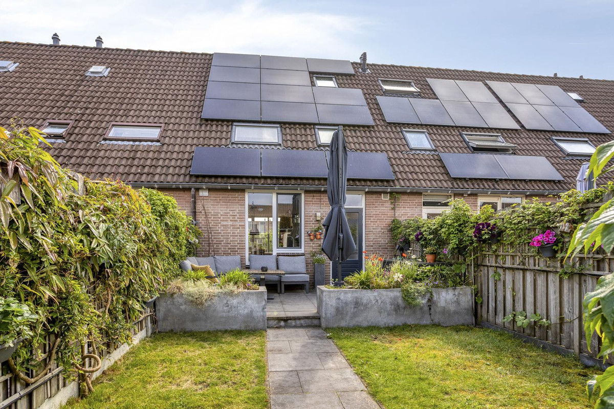 Tussenwoning te koop: Zwedenpad 15, Bergen Op Zoom