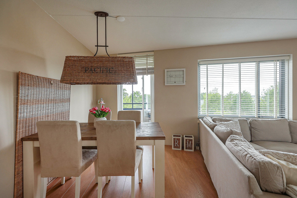 Appartement te koop: Akersingel 200, Amsterdam