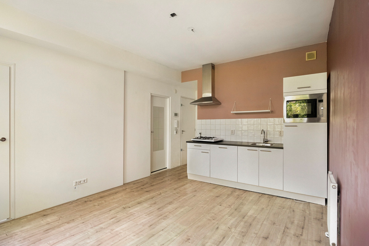 Studio te koop: Schiedamseweg 119A01A, Rotterdam