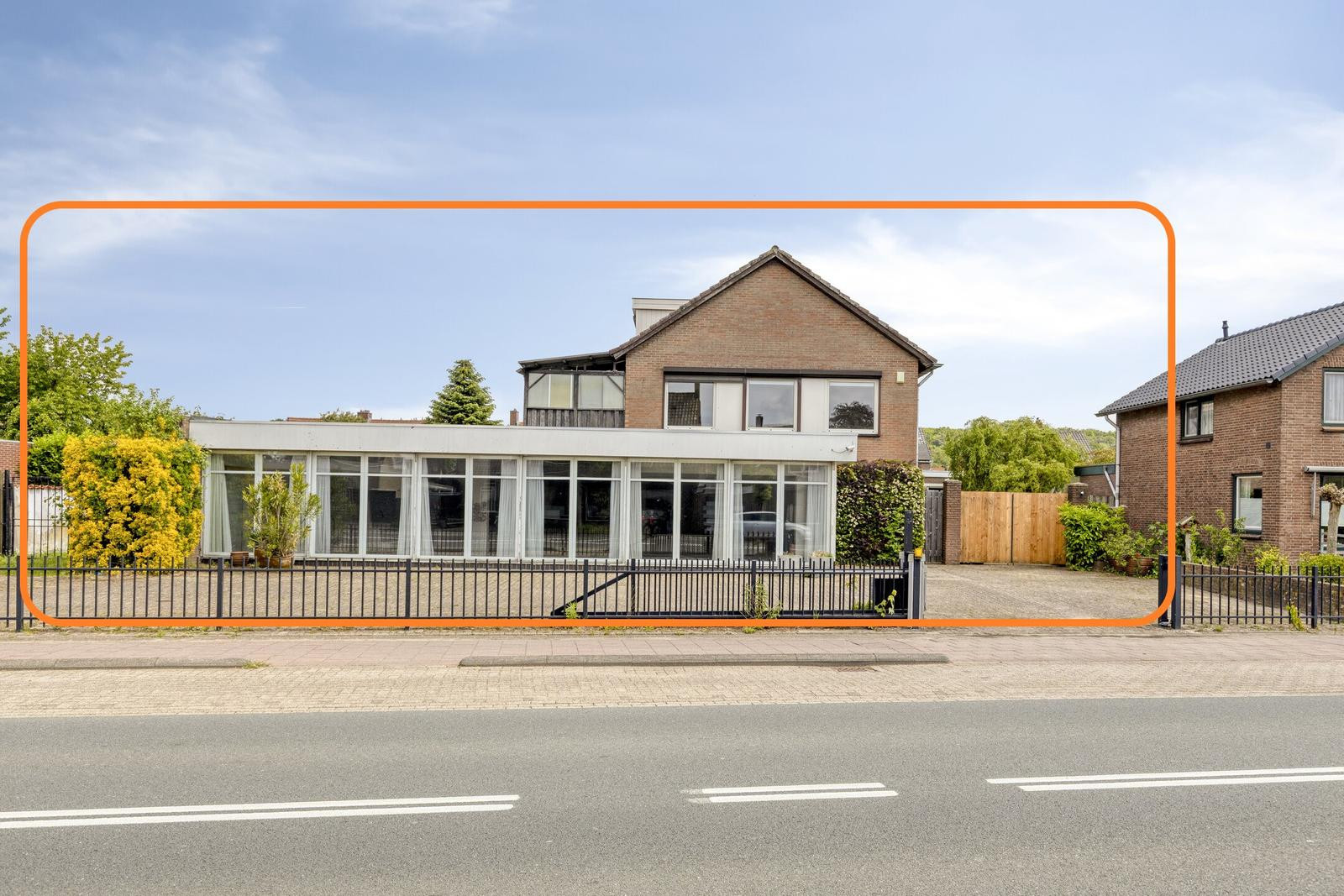 Foto van Rijksweg 137, Mook