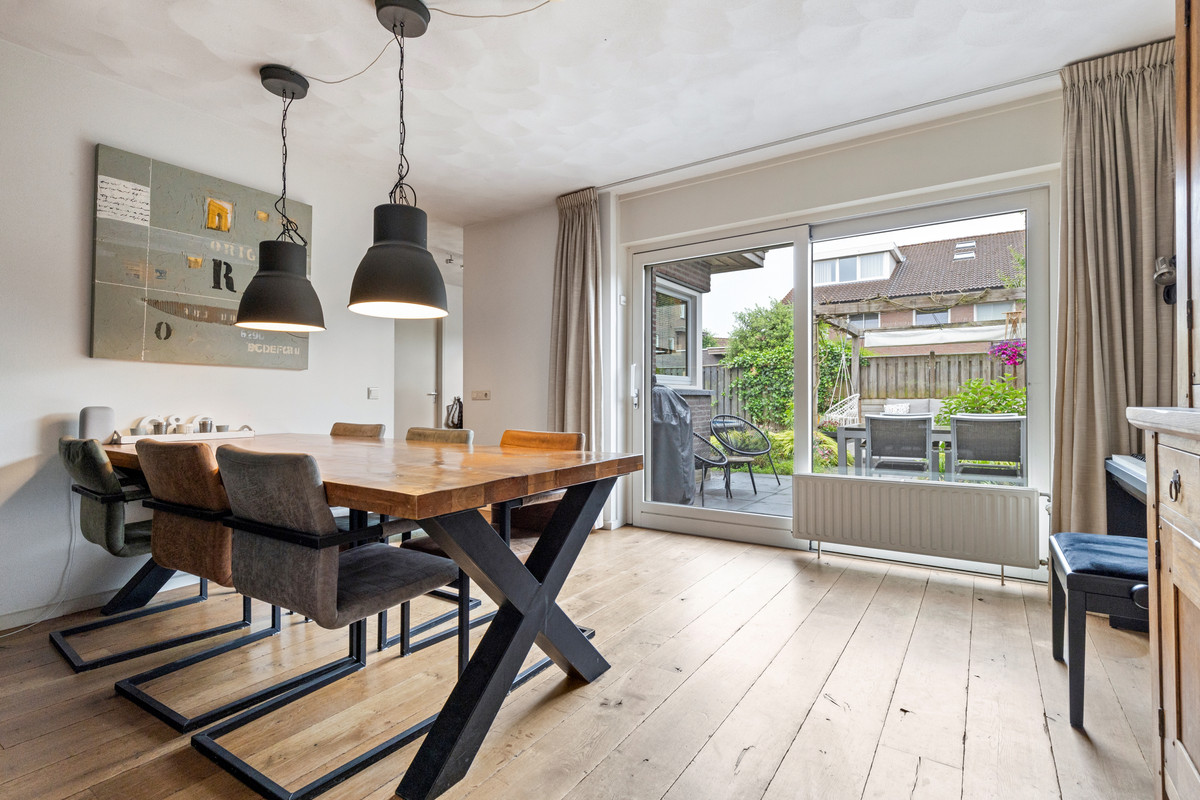 Tussenwoning te koop: Lijsbeth Van Villeynstraat 37, Helmond