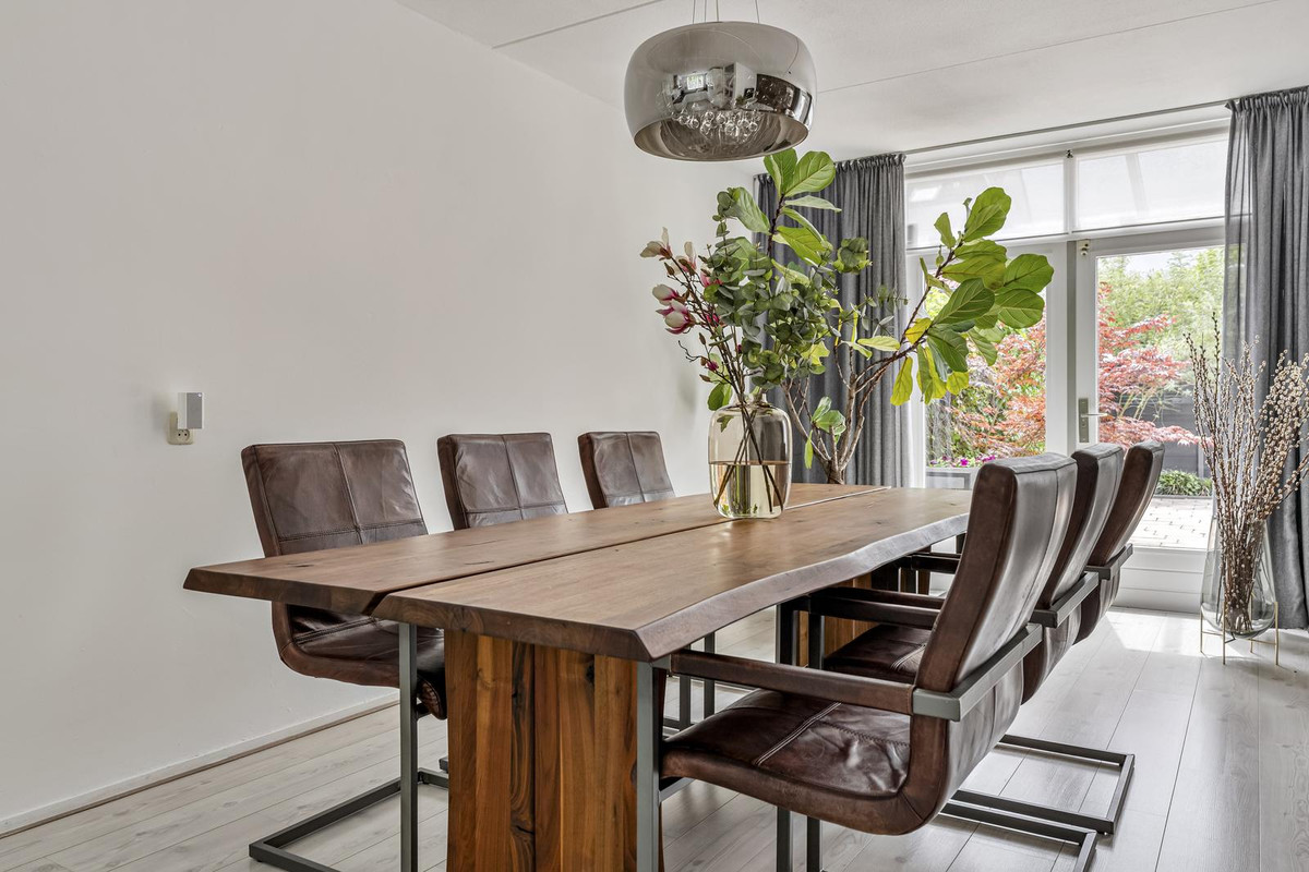 Hoekwoning te koop: Meester van Merwicklaan 23, 'S-Hertogenbosch