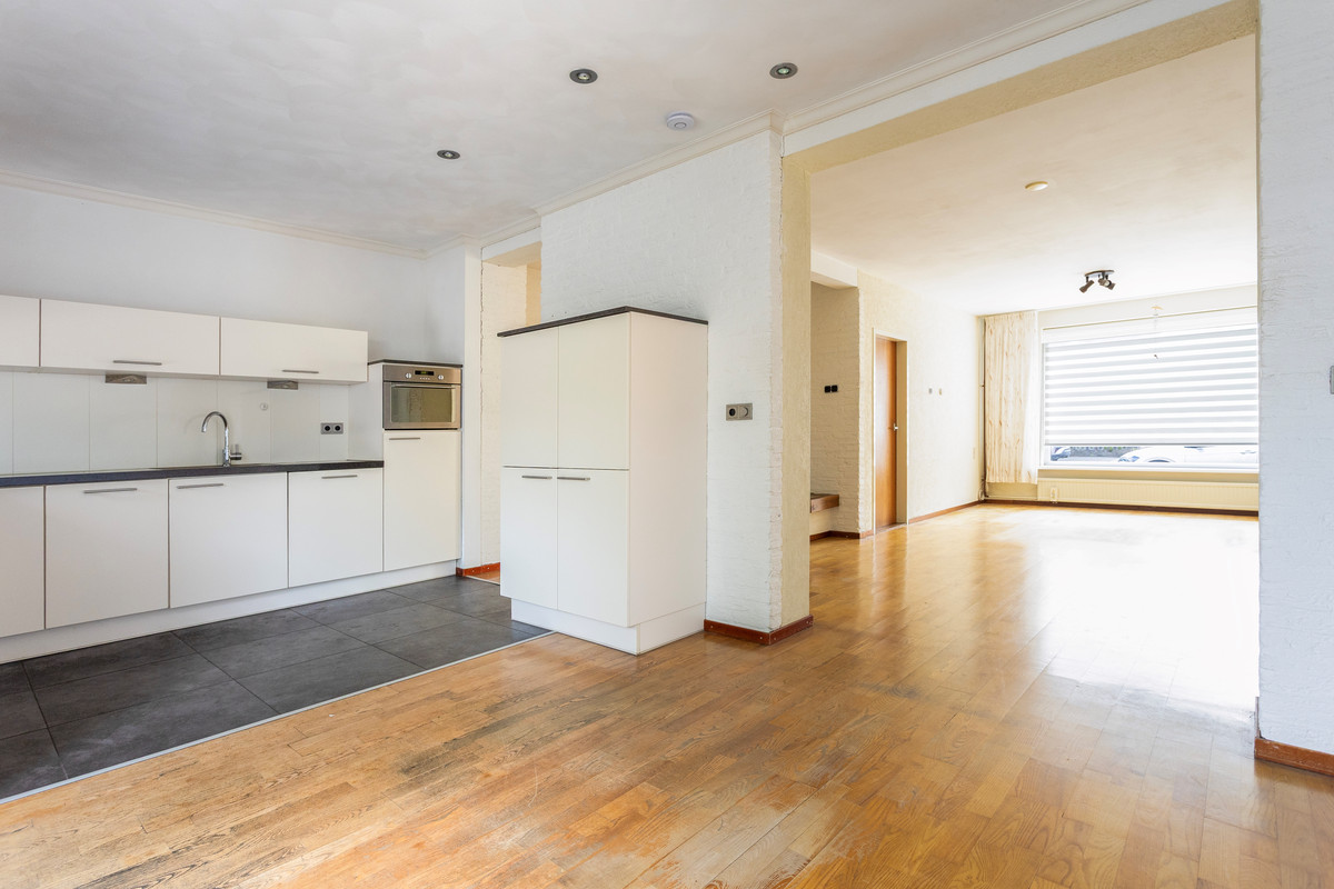 Tussenwoning te koop: Groen Van Prinstererstraat 4, Oss