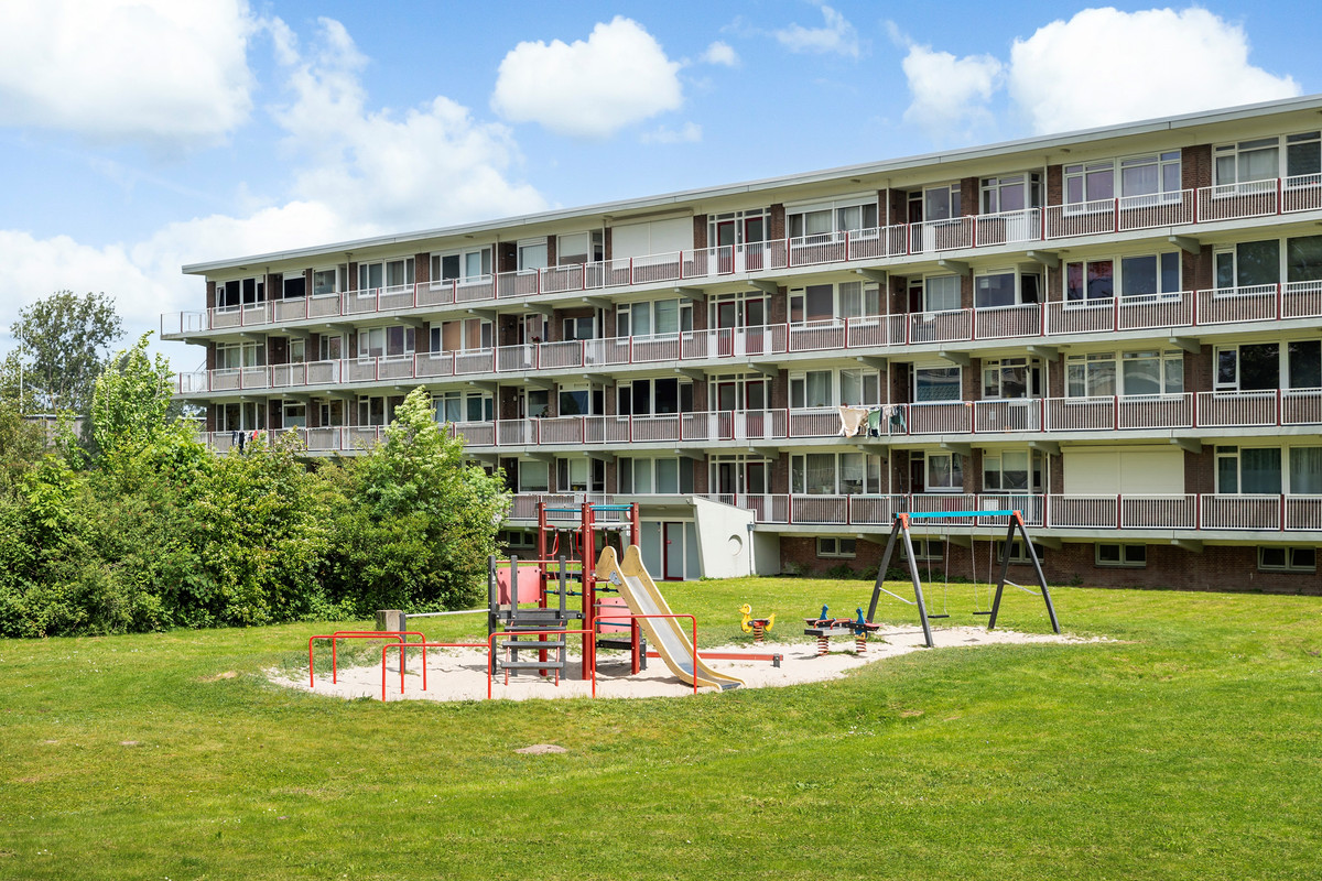Appartement te koop: van der Werffstraat 64, Vlaardingen