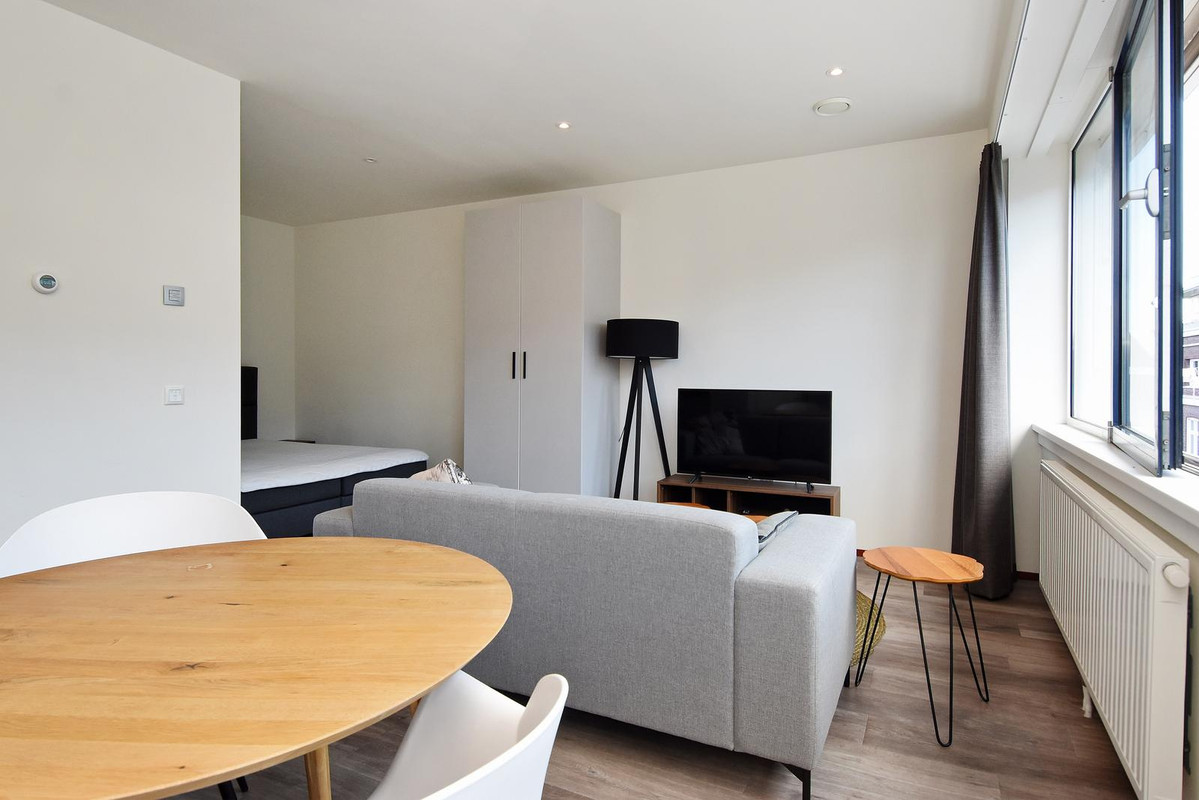 Studio te koop: Kanonstraat 80, 'S-Gravenhage