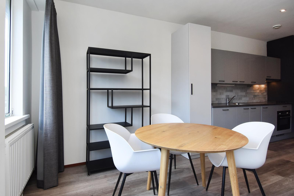 Studio te koop: Kanonstraat 80, 'S-Gravenhage