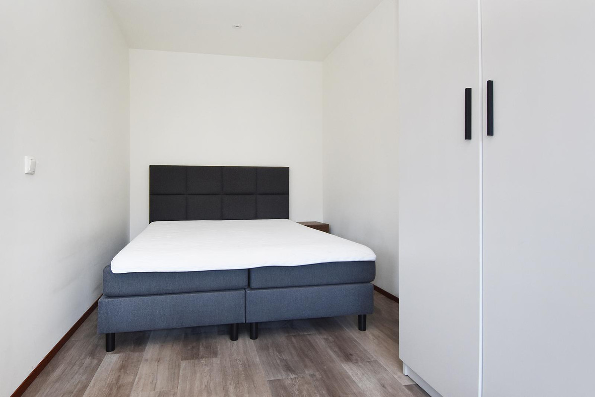 Studio te koop: Kanonstraat 80, 'S-Gravenhage