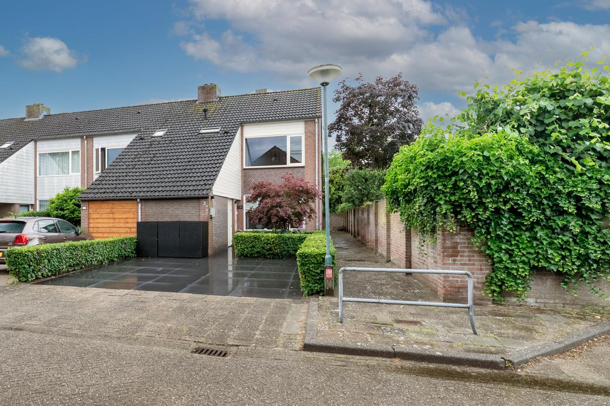 Hoekwoning te koop: Kriekenakker 25, Moergestel