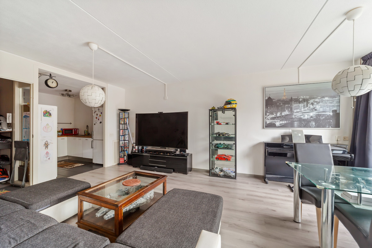 Appartement te koop: Kinderen van Versteegplein 21, Zoetermeer