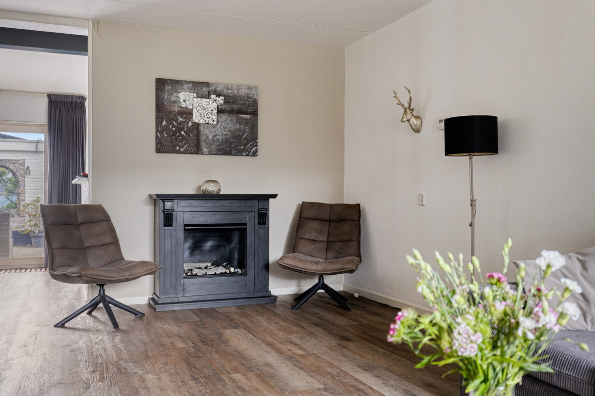 Tussenwoning te koop: De Leemput 31, Halsteren