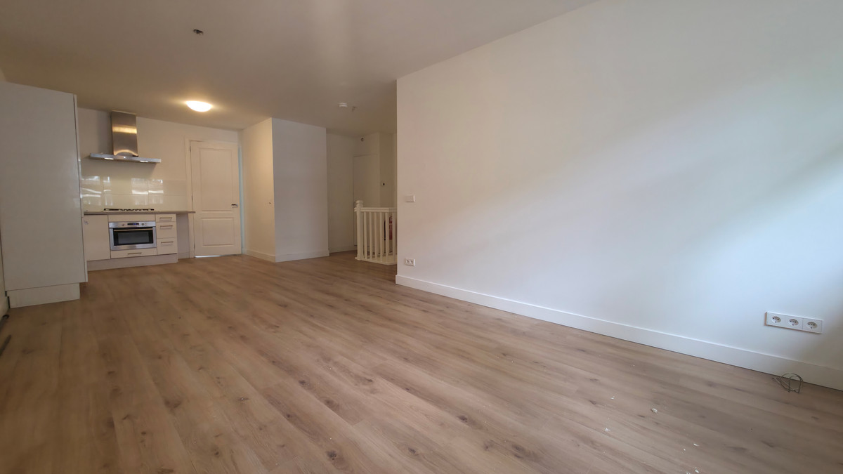 Appartement te huur: Mathenesserweg 98A, Rotterdam