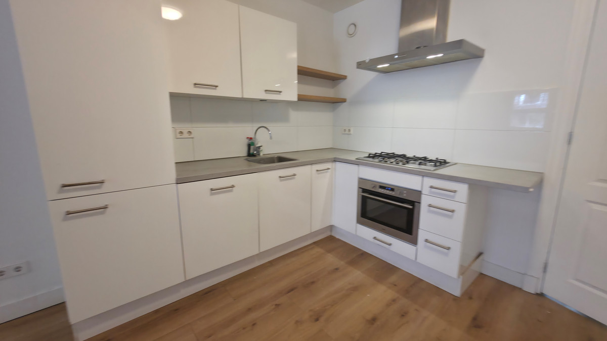 Appartement te huur: Mathenesserweg 98A, Rotterdam