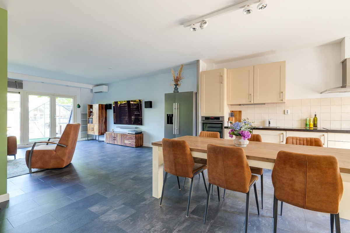 Tussenwoning te koop: Botter 78, Hoorn