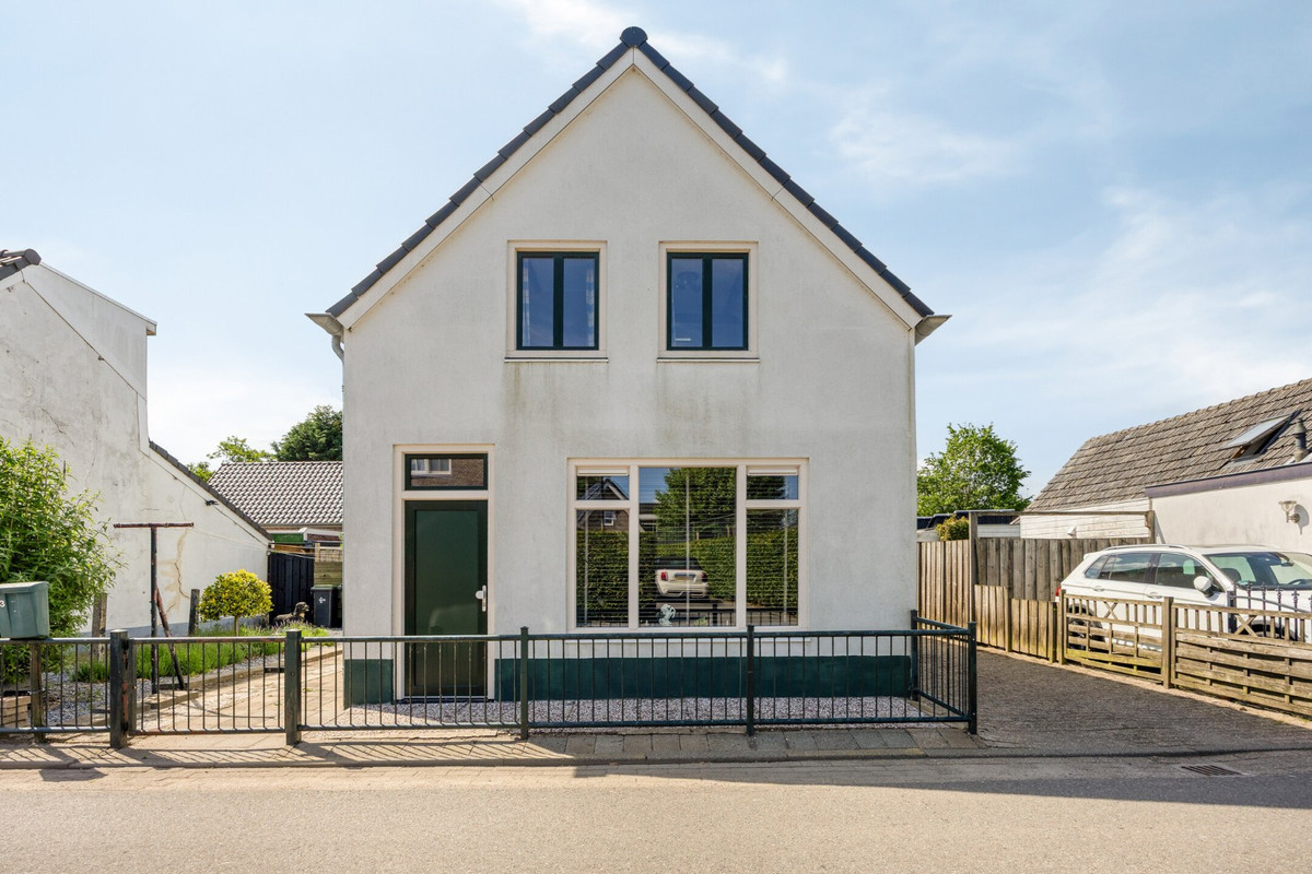 Vrijstaande woning te koop: De Koeldert 13, Waardenburg