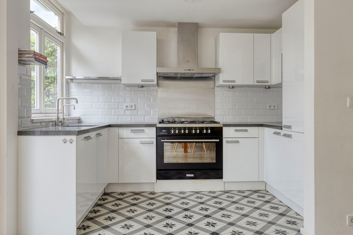 Tussenwoning te huur: Henegouwselaan 113, Amstelveen