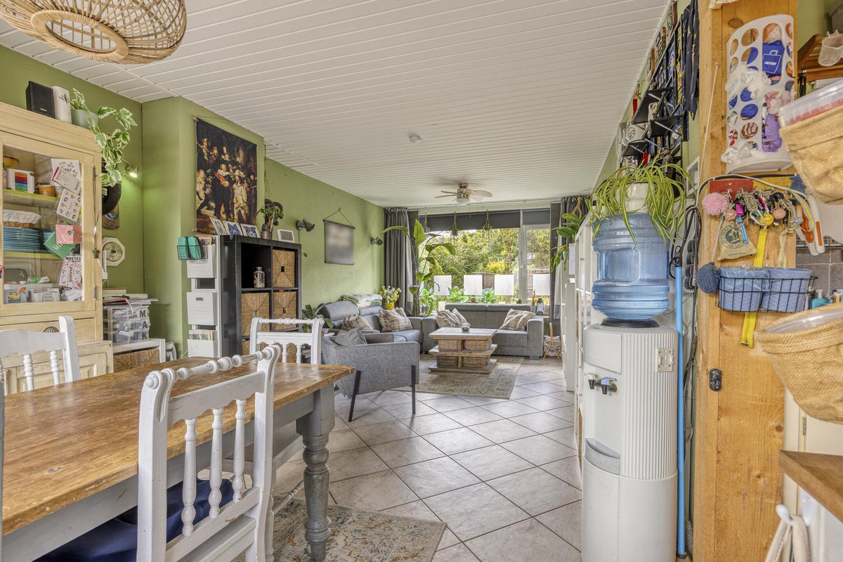 Tussenwoning te koop: Dennekruid 188, Rotterdam
