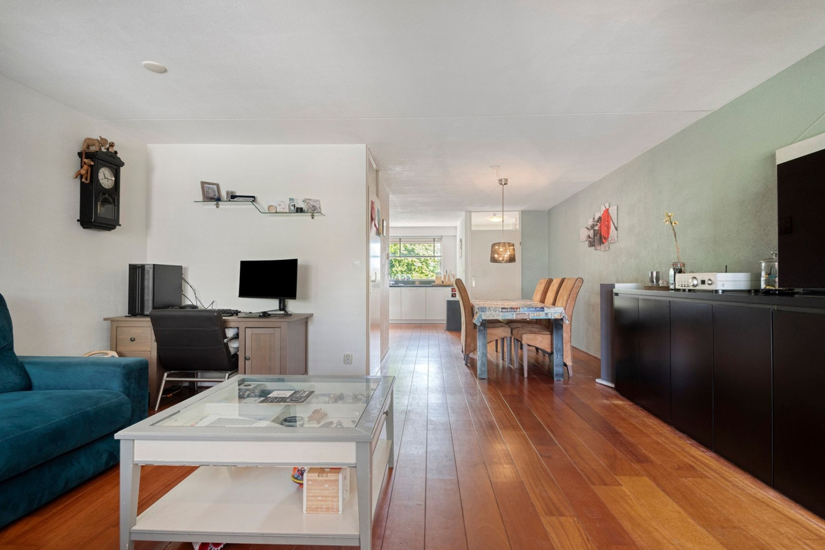Tussenwoning te koop: Nassau Bolwerk 9, Steenbergen