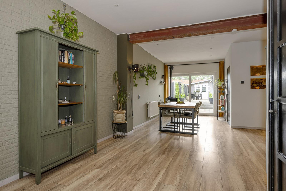 Tussenwoning te koop: Gladiolensingel 32, Geleen