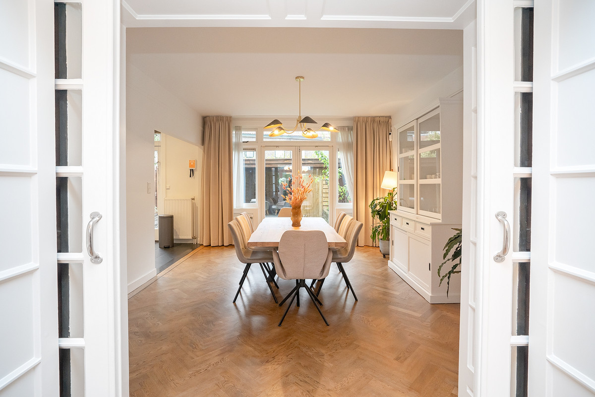 Tussenwoning te huur: Parkweg 322, Voorburg