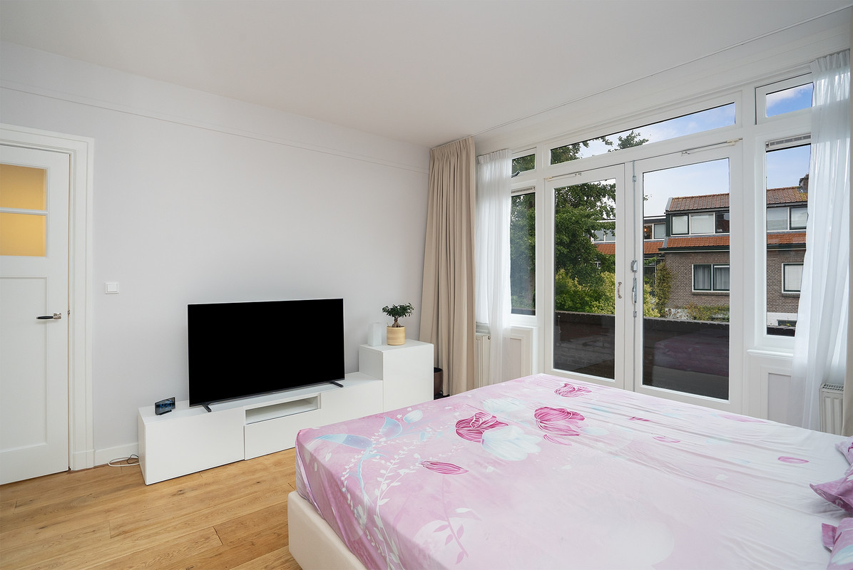 Tussenwoning te huur: Parkweg 322, Voorburg