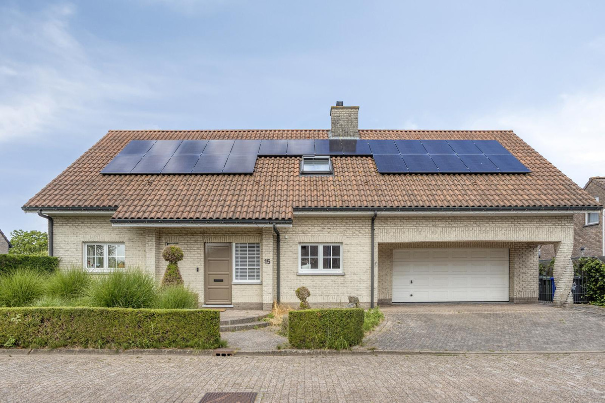 Vrijstaande woning te koop: Kennedystraat 15, Sas Van Gent