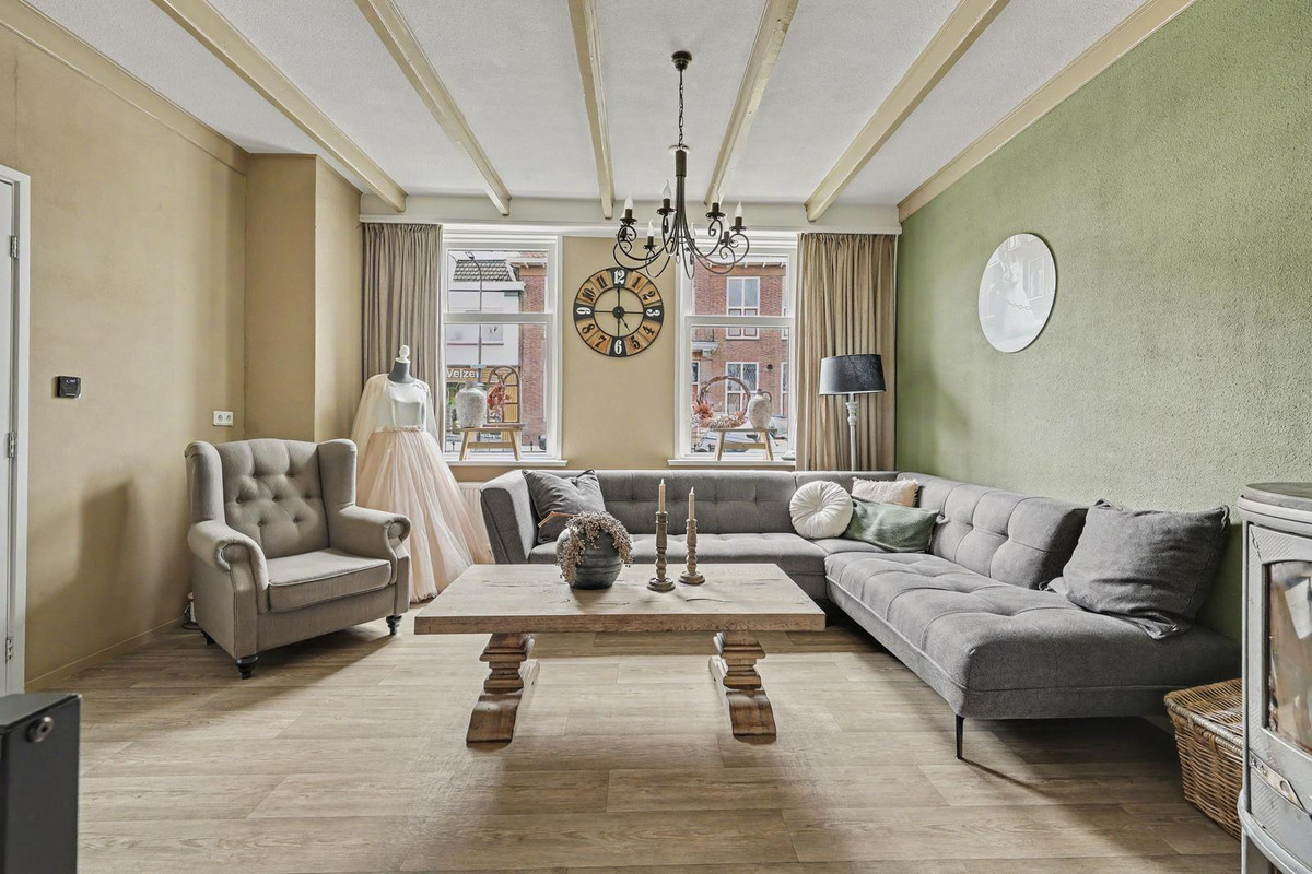 Hoekwoning te koop: Dorpsstraat 116, Krabbendijke