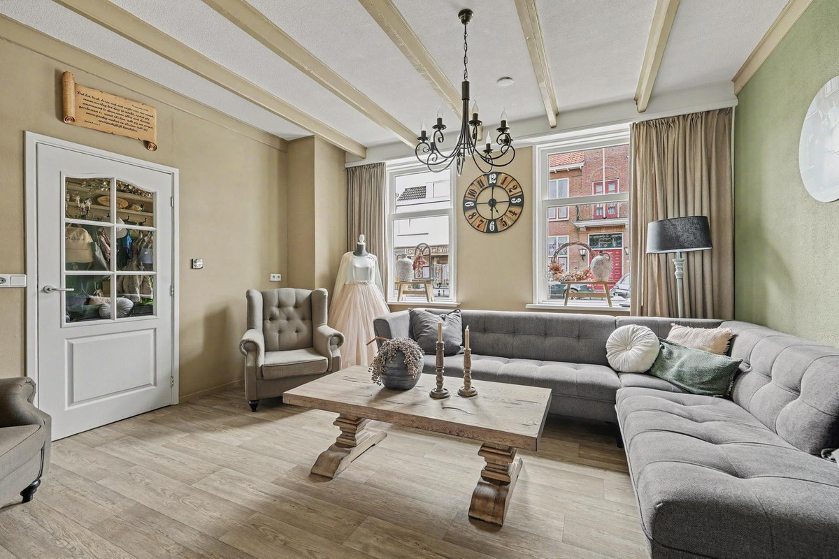 Hoekwoning te koop: Dorpsstraat 116, Krabbendijke