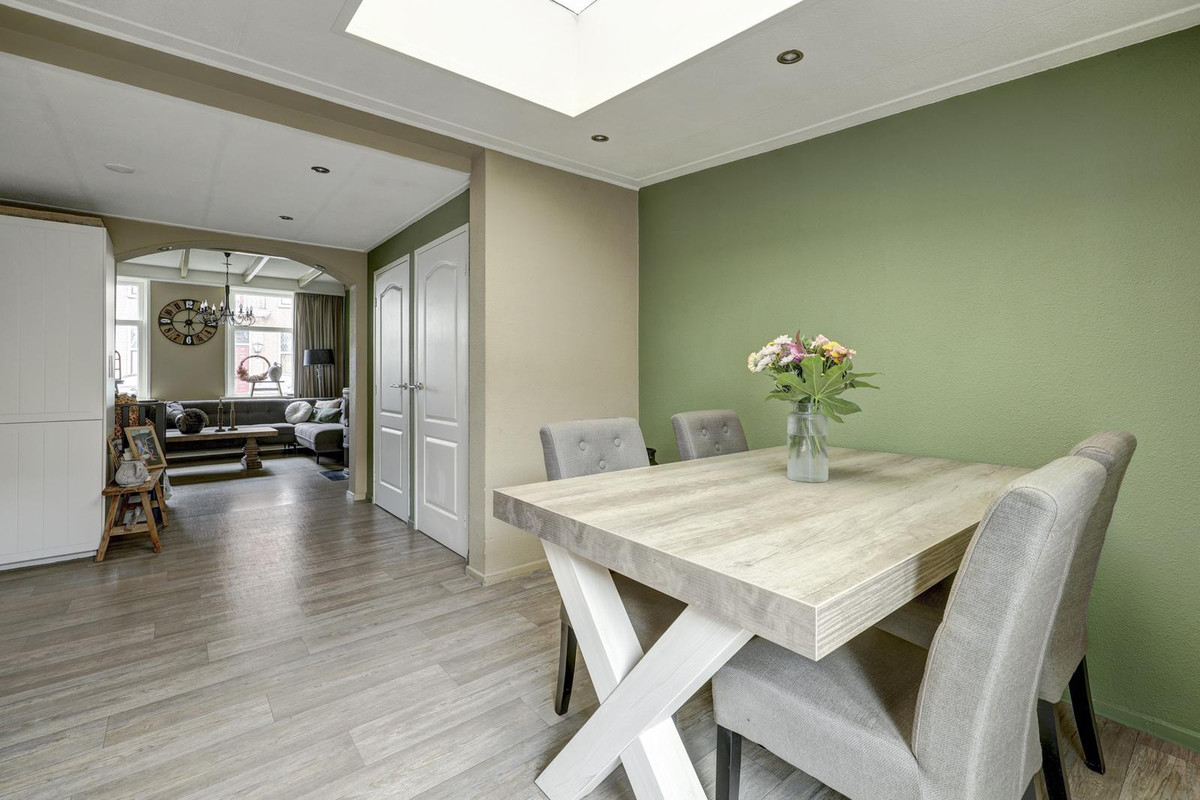 Hoekwoning te koop: Dorpsstraat 116, Krabbendijke