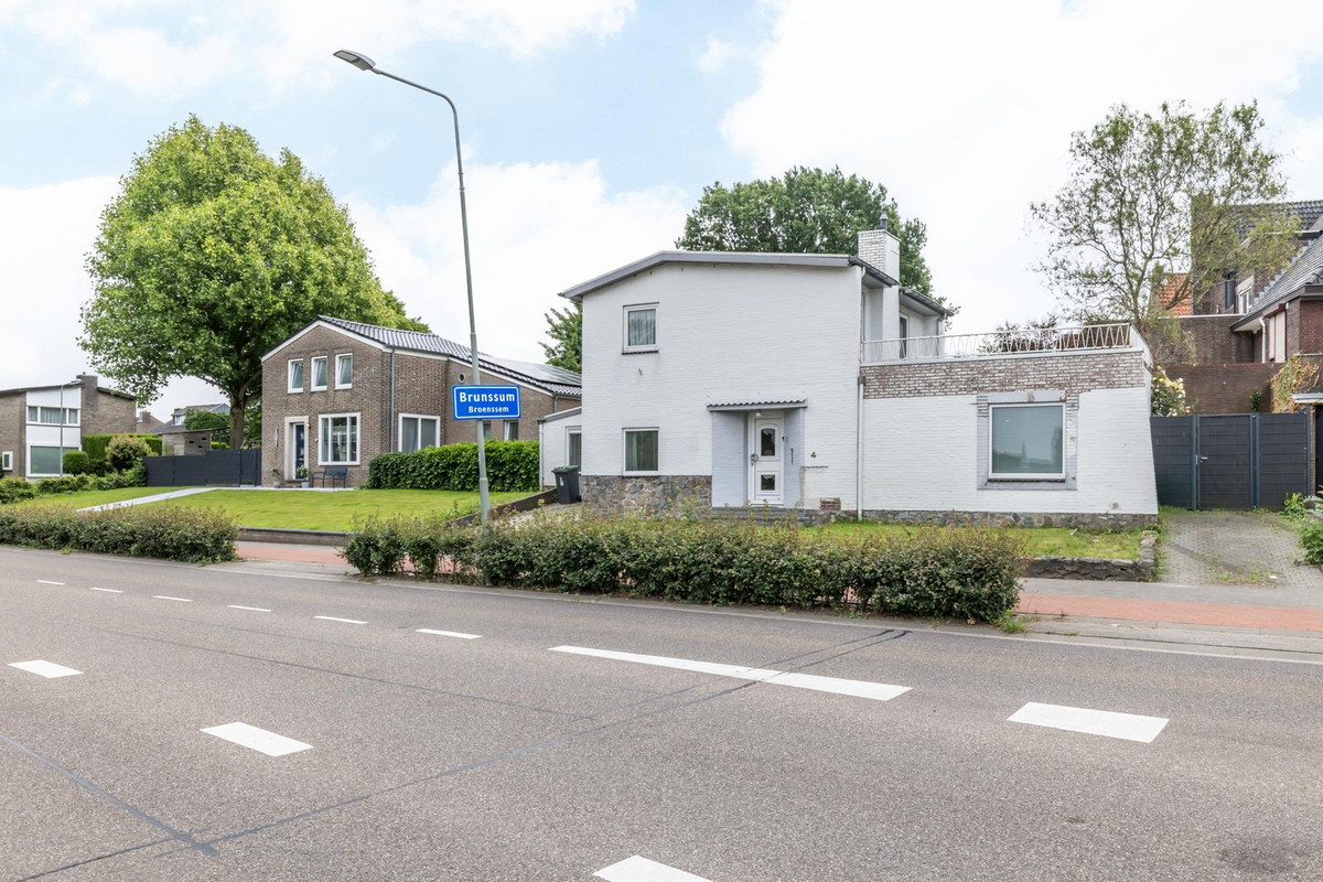 Vrijstaande woning te koop: Trichterweg 4, Brunssum